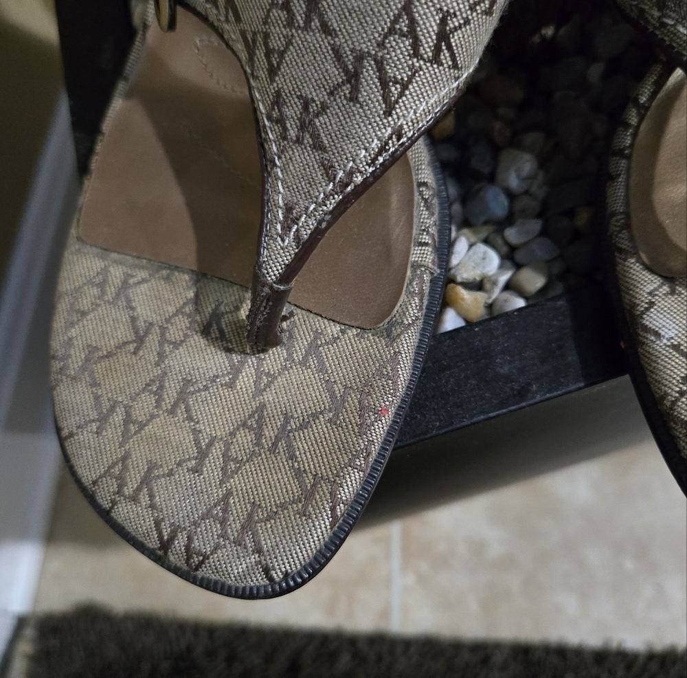 Anne Klein Signature Heeled Thong Sandals - Picture 2 of 8